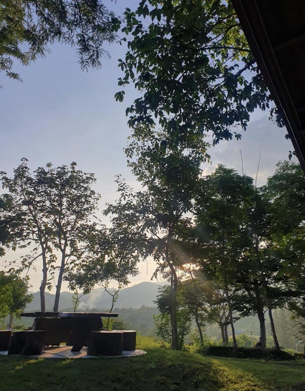 บ้านอิงเมยแคมป์ แก่งกระจาน Ban Phu Bon ภายนอก รูปภาพ