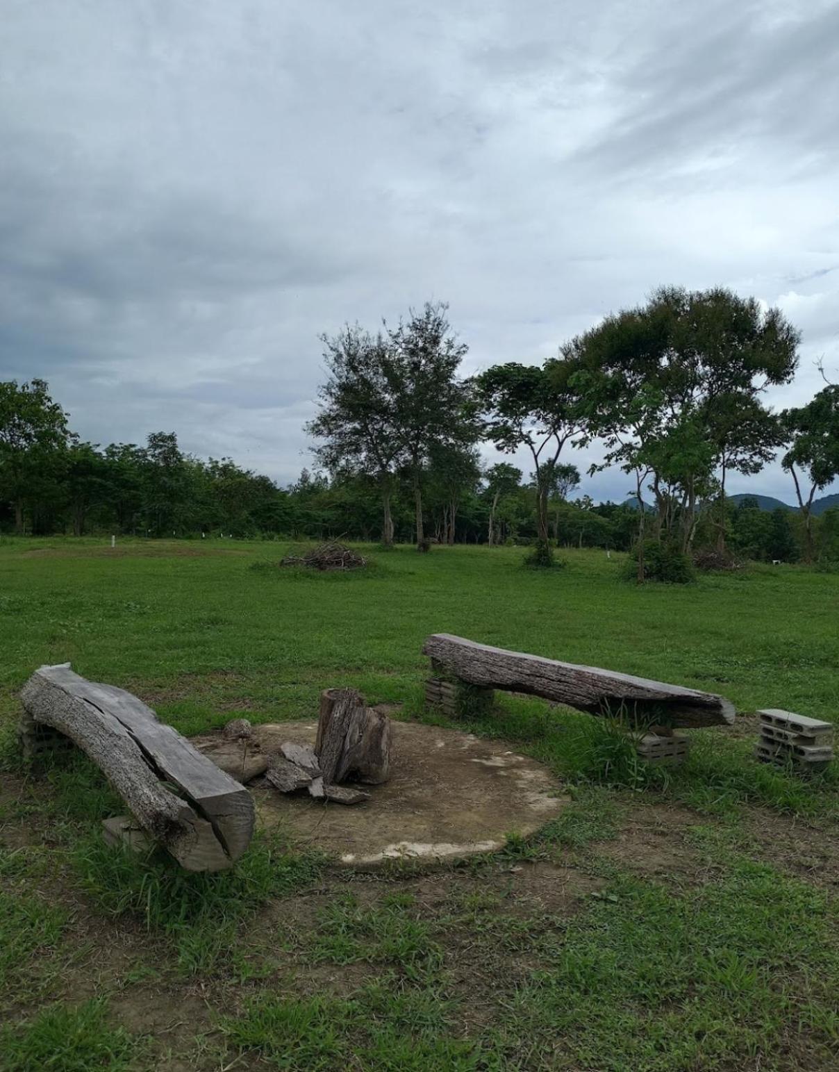 บ้านอิงเมยแคมป์ แก่งกระจาน Ban Phu Bon ภายนอก รูปภาพ